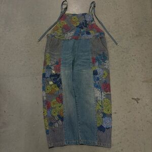 Monthorigin floral bib overalls.